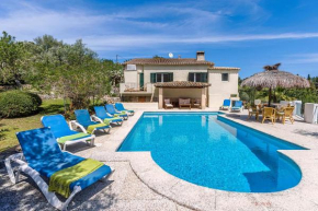 Charming Pollensa Villa Beautiful Views Of the Tramuntana Mountains La Coma 4 Bedrooms Pollensa